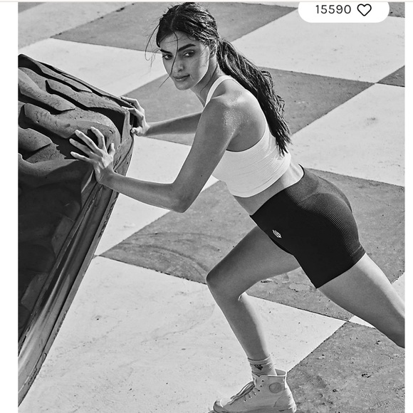 Free People Good Karma Running Shorts 🖤 - Picture 2 of 4